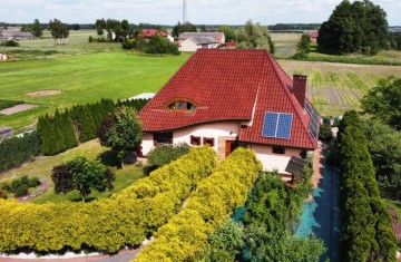 Oszczędny w eksploatacji dom, dwa garaże, duża, zagospodarow ...