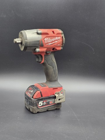 Klucz udarowy 1/2 Milwaukee M18FMTIW2F12  Stan: używany, spr