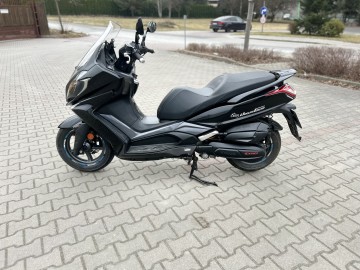Sprzedam maxi skuter Kymco new downtown 125