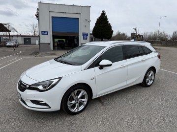 Opel Astra 1.4 BENZYNA Klimatronik Nawigacja Kamera Ledy