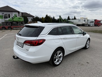 Opel Astra 1.4 BENZYNA Klimatronik Nawigacja Kamera Ledy