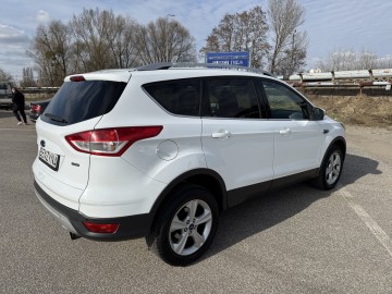 Ford Kuga 1.5 BENZYNA Klimatronik Tempomat Pakiet Zimowy