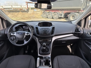 Ford Kuga 1.5 BENZYNA Klimatronik Tempomat Pakiet Zimowy