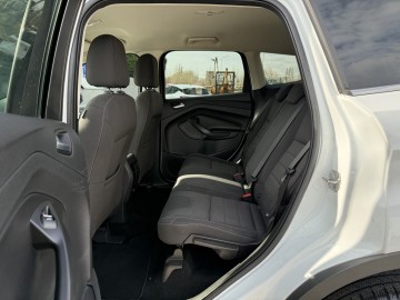 Ford Kuga 1.5 BENZYNA Klimatronik Tempomat Pakiet Zimowy