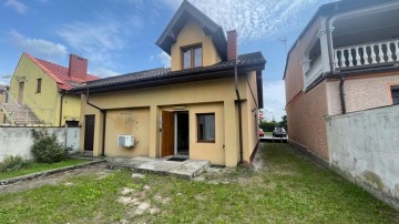 Sprzedam dom w Centrum Kramska, 12 km od Konina