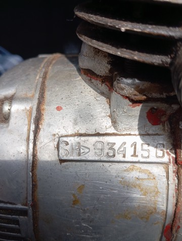 Silnik do Komara, kartery, cylinder SH