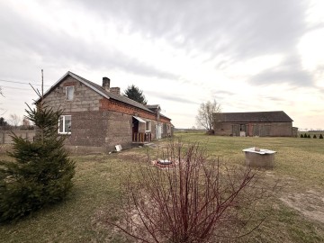 Dom z potencjałem i dużym zapleczem &ndash; Łączewna, gm. Przedecz