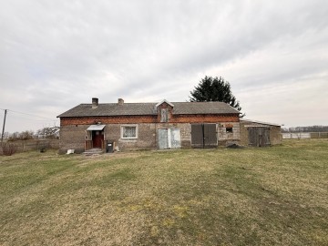 Dom z potencjałem i dużym zapleczem &ndash; Łączewna, gm. Przedecz