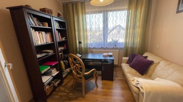 Sprzedam dom piętrowy po generalnym remoncie-gm. Krzym&oacute;w