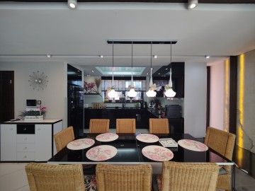 Przestronny dom, 6 sypialni, energooszczędny, przy lesie