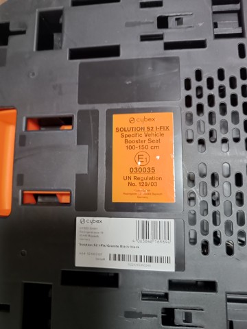 Sprzedam fotelik samochodowy