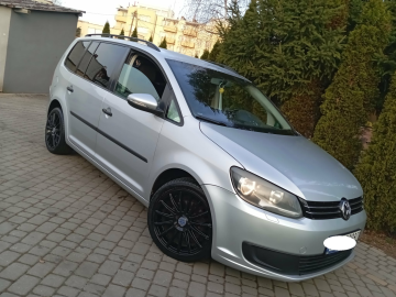 TOURAN/1-WŁAŚĆ/1.6/TDI/ŁADNY/ZAREJESTR/