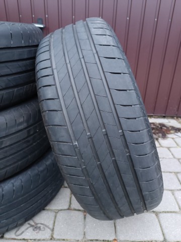 Opony letnie Bridgestone Touranza T005 rozmiar 235/55 R18 10