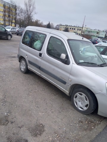 Sprzedam Peugeot Partner 1.6 D