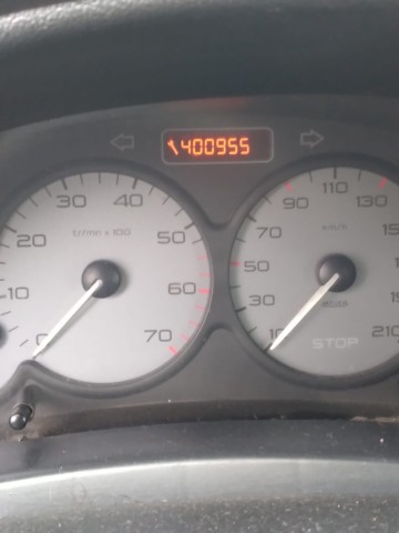 Sprzedam Peugeot Partner 1.6 D