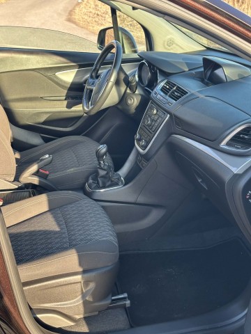 SPRZEDAM BEZWYPADKOWA MOKKE 1.7 CDTI .2015 R .JAK NOWA!!!