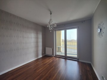 Sprzedam 3 pok. mieszkanie z balkonem, 1 piętro -ul. Śliska