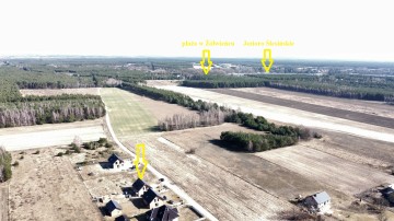 Dom w trakcie budowy w sąsiedztwie las&oacute;w i Jez. Ślesińskiego