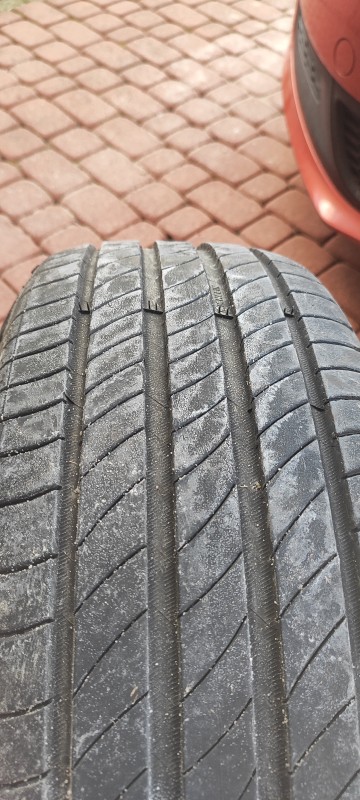 Sprzedam 4 sztuki letnich opon Michelin Primacy 4 205/55 R17