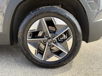 Hyundai Tucson 1.6 BENZYNA+HYBRYDA Pełna Opcja Wyposażenia