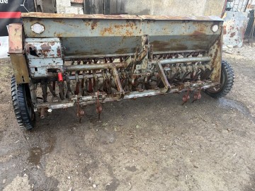 Siewnik poznaniak na wąskim kole docisk