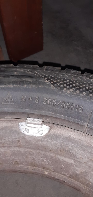 Koła ,opona z felgą i kołpakiem do opla 16" 205/55