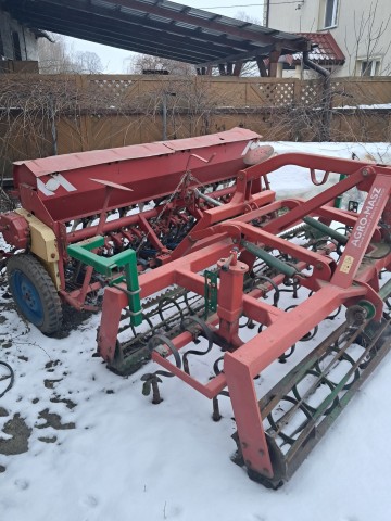 Agregat uprawowo-siewny