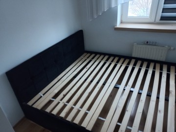 Sprzedam ł&oacute;żko 160x200