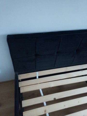 Sprzedam ł&oacute;żko 160x200