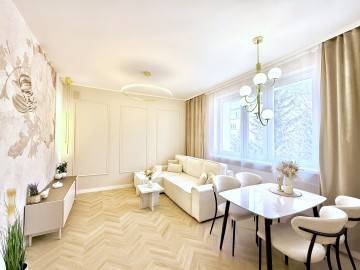 Konin | 3 pokoje | Balkon | 2 Piętro | 50 m2 | Po remoncie