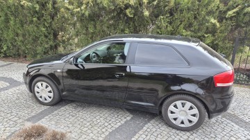 AUDI A3 2.0 TDI 136km czarny 2008 r