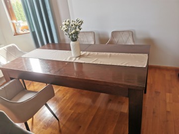 Sprzedam st&oacute;ł