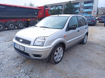 Ford Fusion Plus 1.6 Hak
