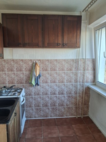 Sprzedam 2-pokojowe mieszkanie V Osiedle ul. Wyszyńskiego 20