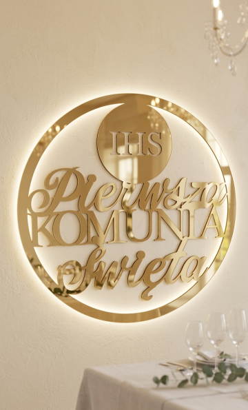 DEKORACJE KOMUNIJNE &ndash; ZŁOTE LUSTRO AKRYL