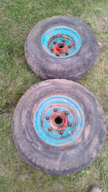 Koła Koło Kompletne Balonowe Z Piastą 11.5/80x15.3