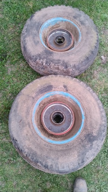 Koła Koło Kompletne Balonowe Z Piastą 11.5/80x15.3