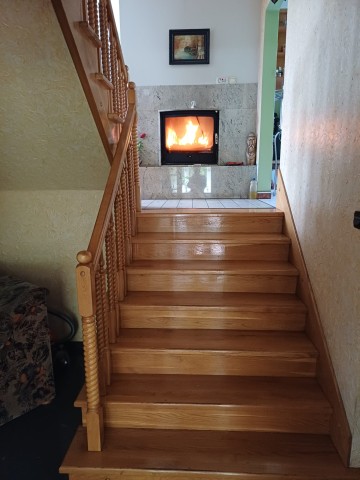 Dom Koło oś. Bogumiła