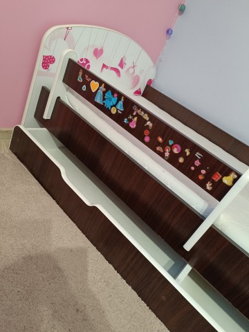 Oddam ł&oacute;żko dziecięce