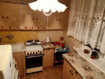 Sprzedaż mieszkania, Aleje 1-go Maja, 48m2, drugie piętro