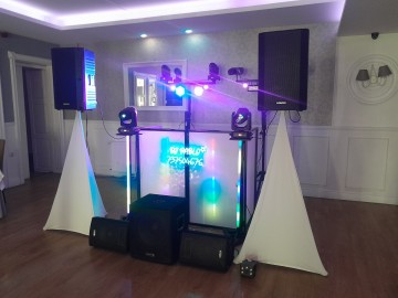 DJ, nagłośnienie i oświetlenie. DJ - Oprawa muzyczna imprez