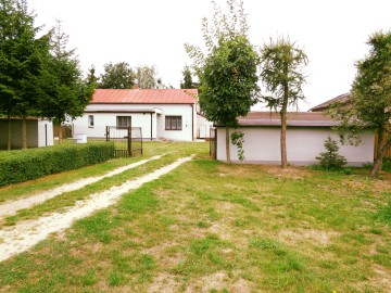 Gmina Ślesin &ndash; Domek na wsi