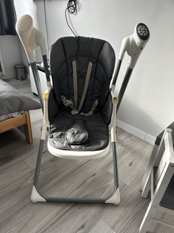 Krzesełko do karmienia z funkcją bujaka