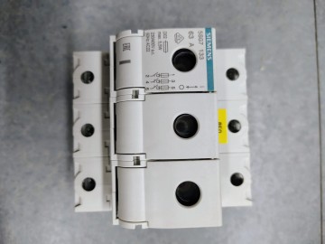 Rozłączniki bezpiecznikowe