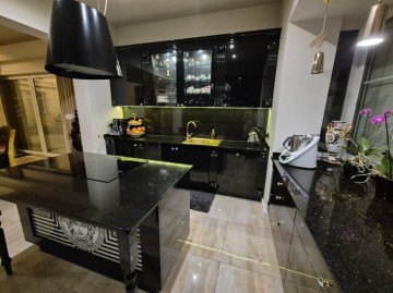 Nowoczesna rezydencja z własnym lasem-gm. Stare Miasto