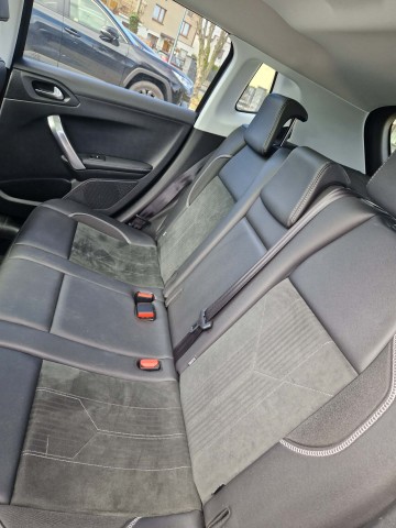 Sprzedam peugeot 2008 2016r