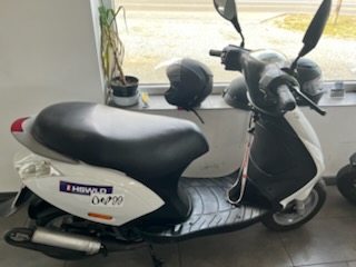 Skuter Piaggio Zipp 50cc dwus&oacute;w..2013r, niski przebieg