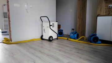 Atrakcyjny Wynajem wypożyczalnia mobilna osuszacz myjka młot