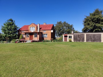 Sprzedam siedlisko o pow. 1.3759ha z domem i budynkami gosp.