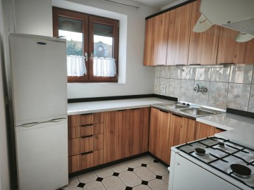 Do wynajęcia kawalerka z balkonem, 1 piętro, os. Chorzeń